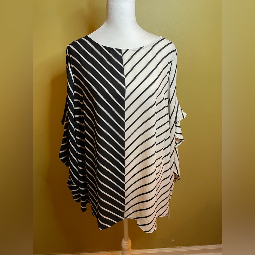 Alfani Contrast Pullover Blouse Black/White - 1X